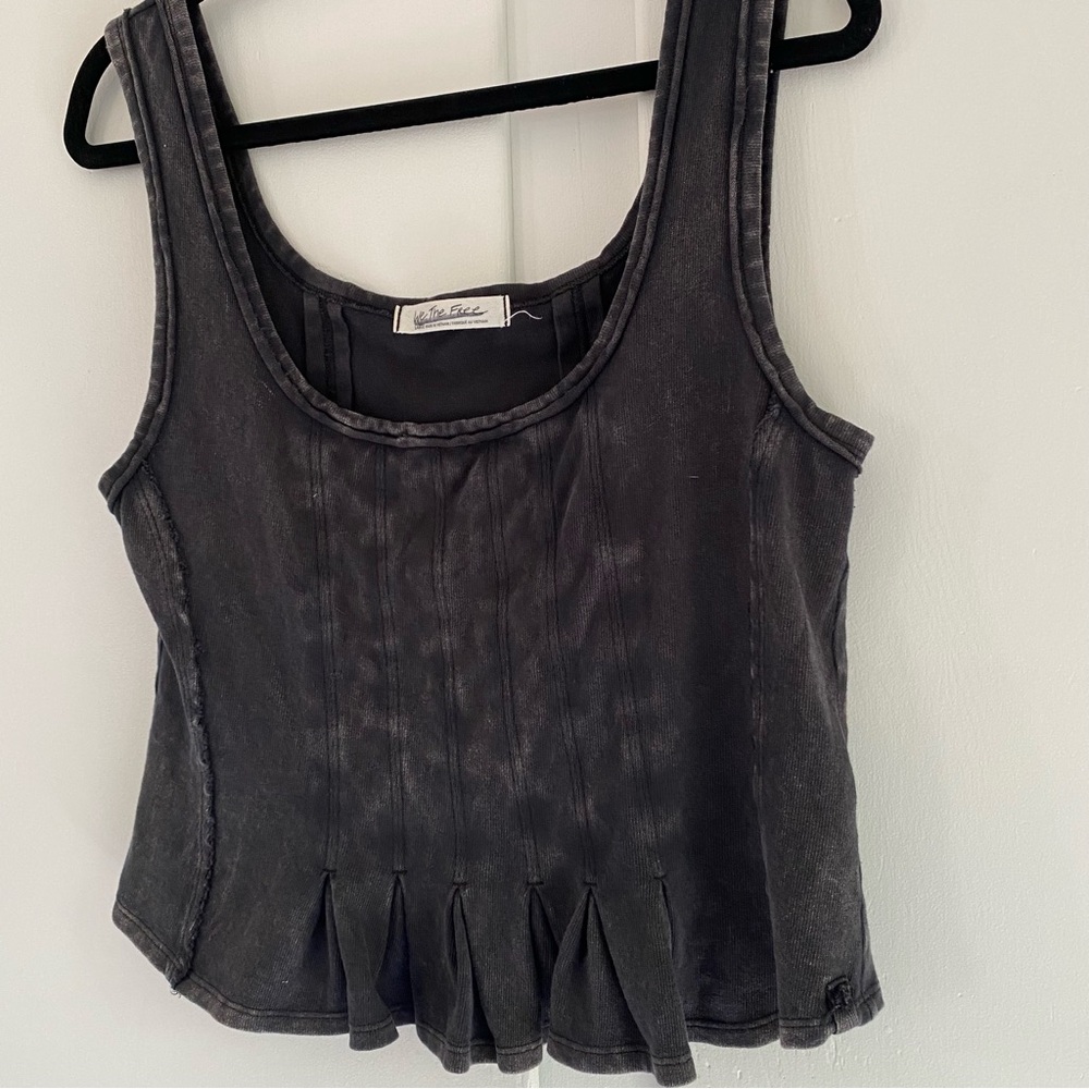 We The Free Washed Black Scoop Neck Tank with Pleated Hem Whimsigoth Bohemian L
